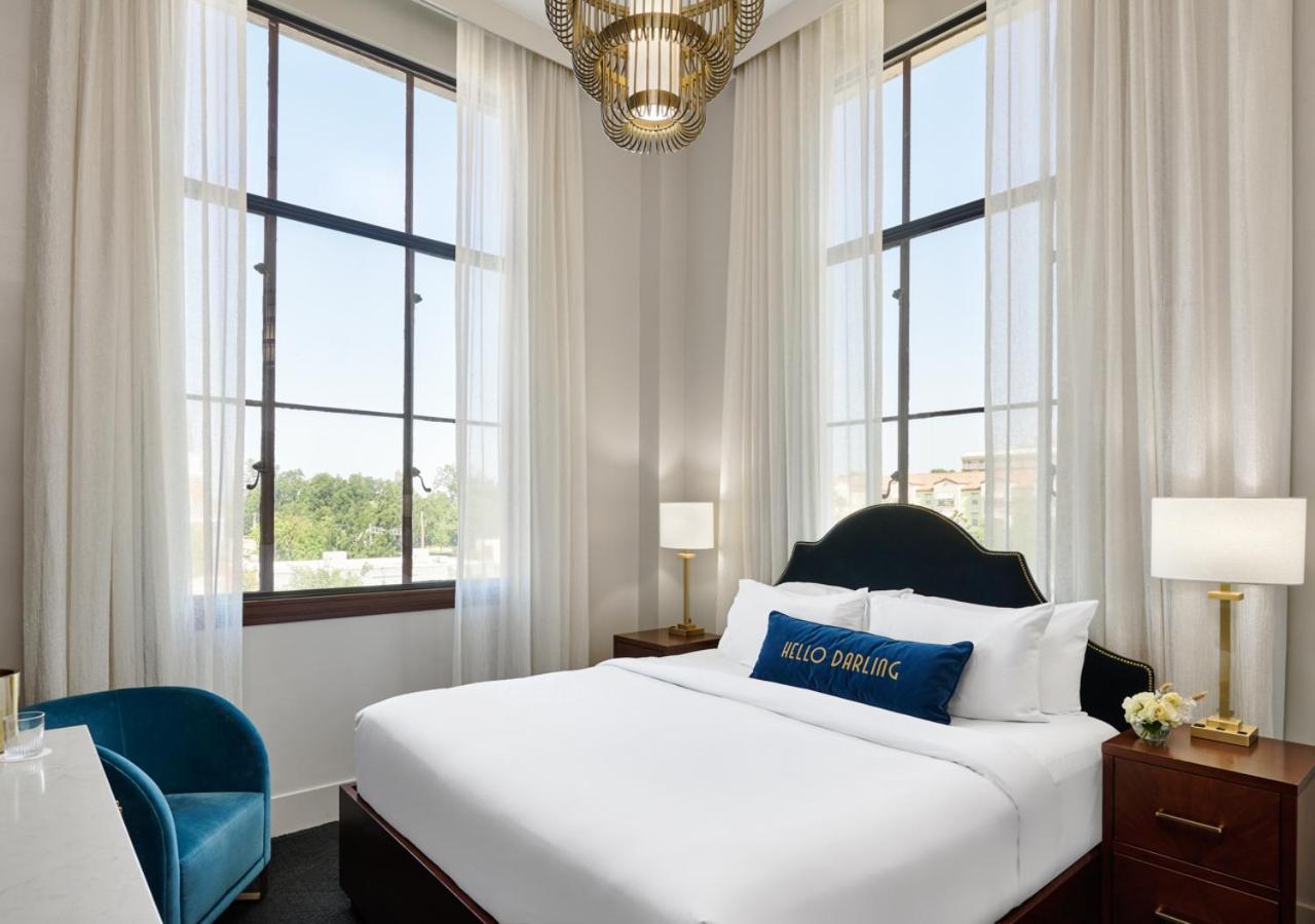The Darling Hotel Visalia Eksteriør billede